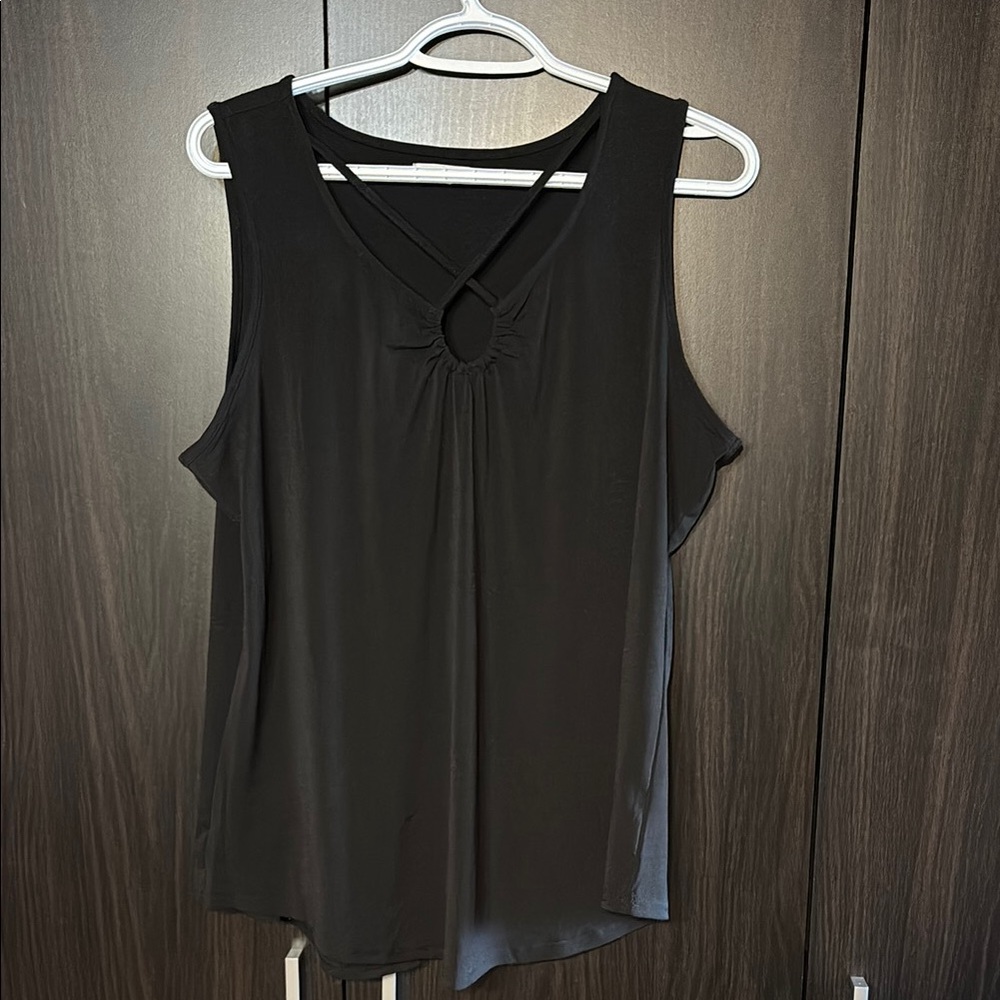 Maurices Black Sleeveless Relaxed Blouse